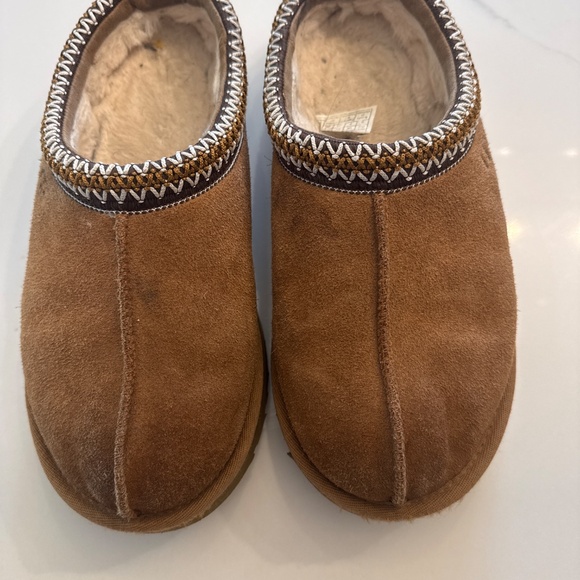 Ugg slippers - Picture 2 of 5